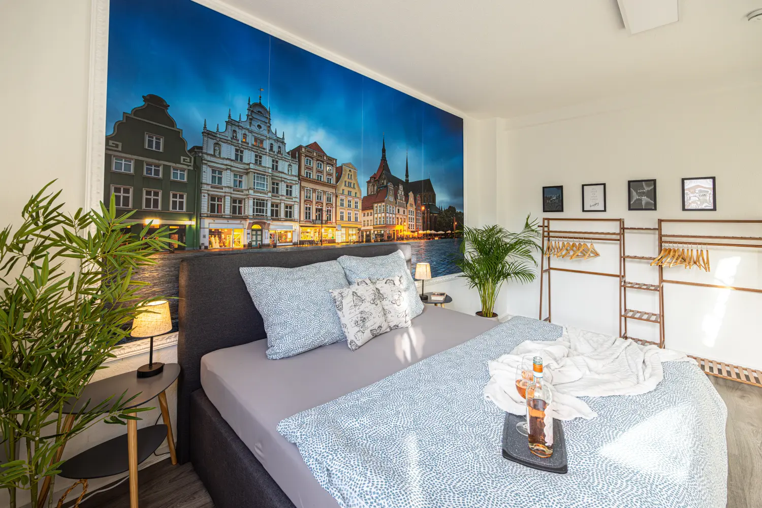 Krafft-Holiday Vermietung Ferienwohnung Rostock Schlafzimmer